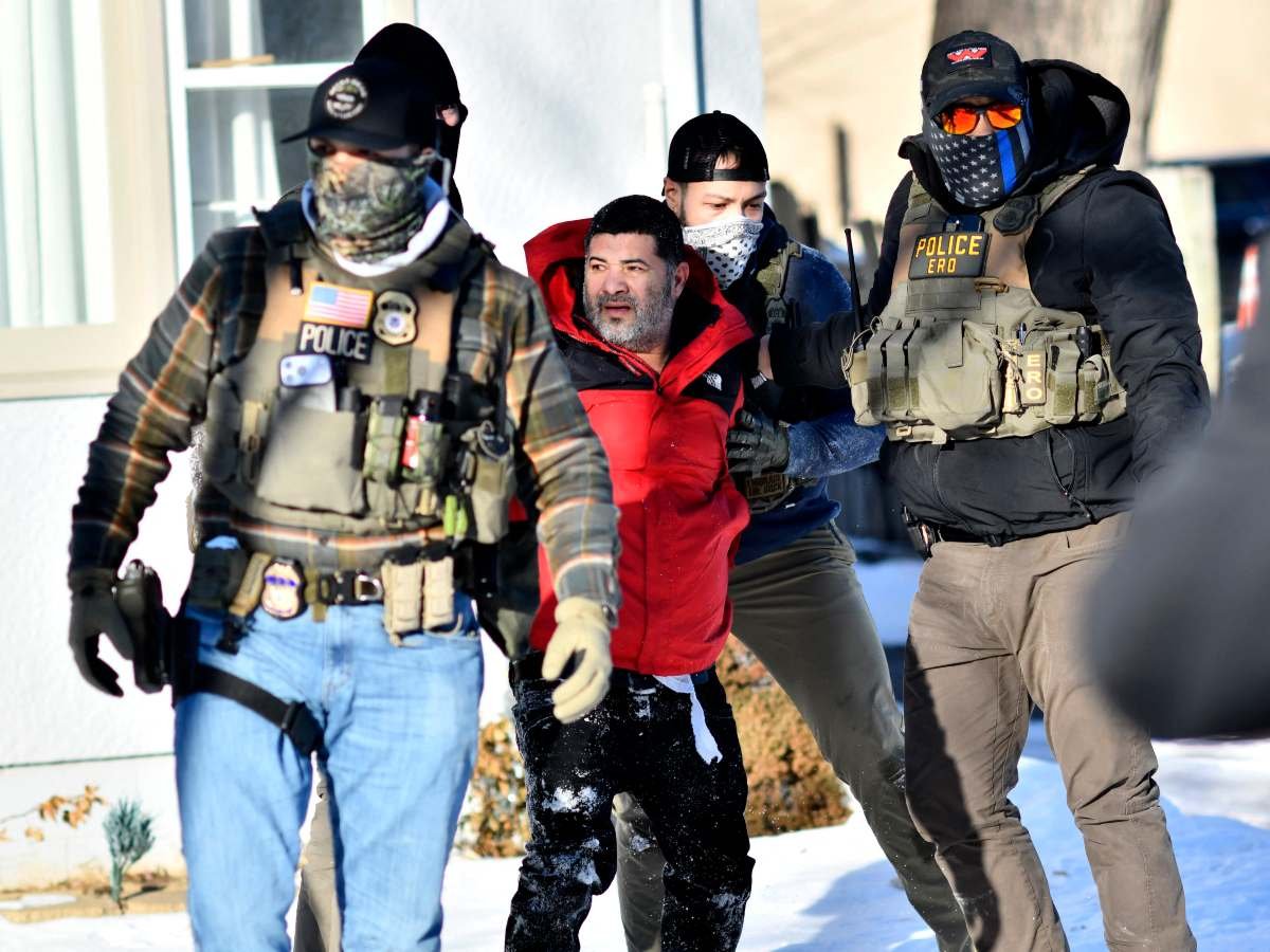 Más de 150 migrantes detenidos en Florida durante operativo conjunto de ICE y autoridades locales