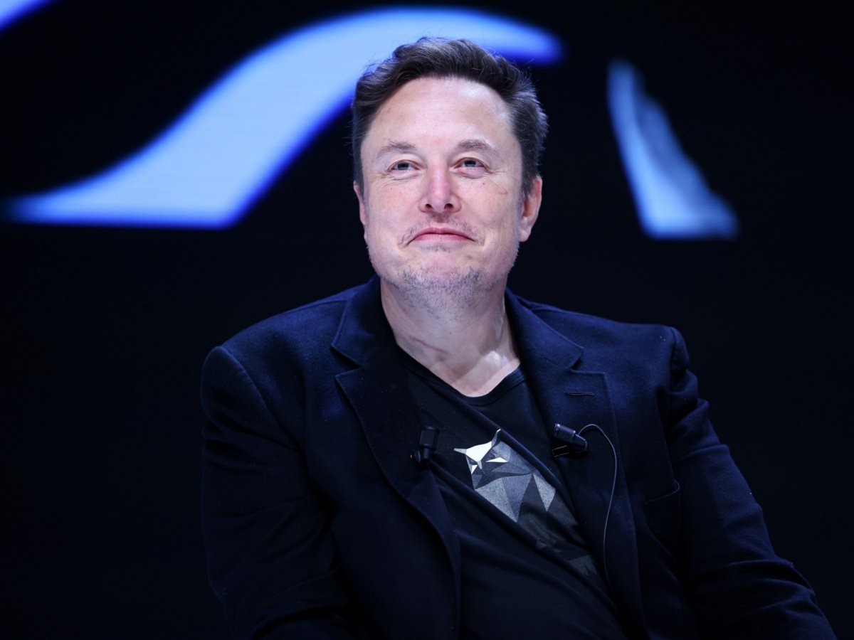 Elon Musk alcanza patrimonio histórico de $800,000 millones tras fusión de SpaceX y xAI