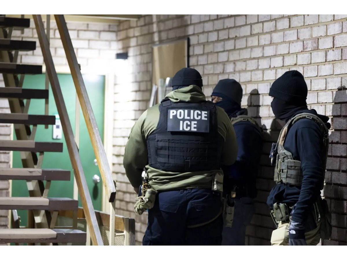 Análisis revela que ICE amplió detenciones y deportaciones masivas sin centrarse en criminales