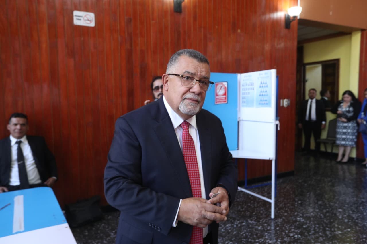 Estuardo Gálvez advierte sobre politización de la justicia y debilitamiento institucional en Guatemala