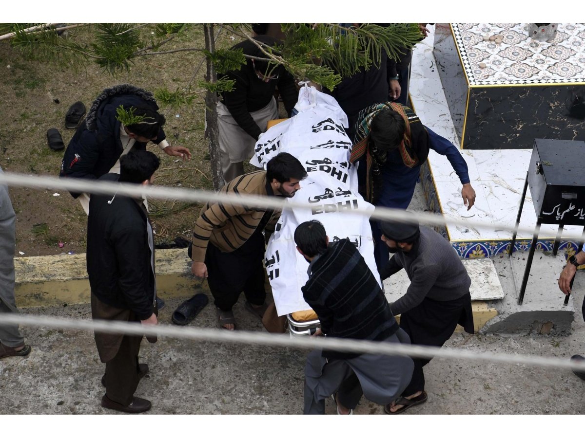 Explosión en mezquita chií de Islamabad deja al menos 31 muertos y 169 heridos