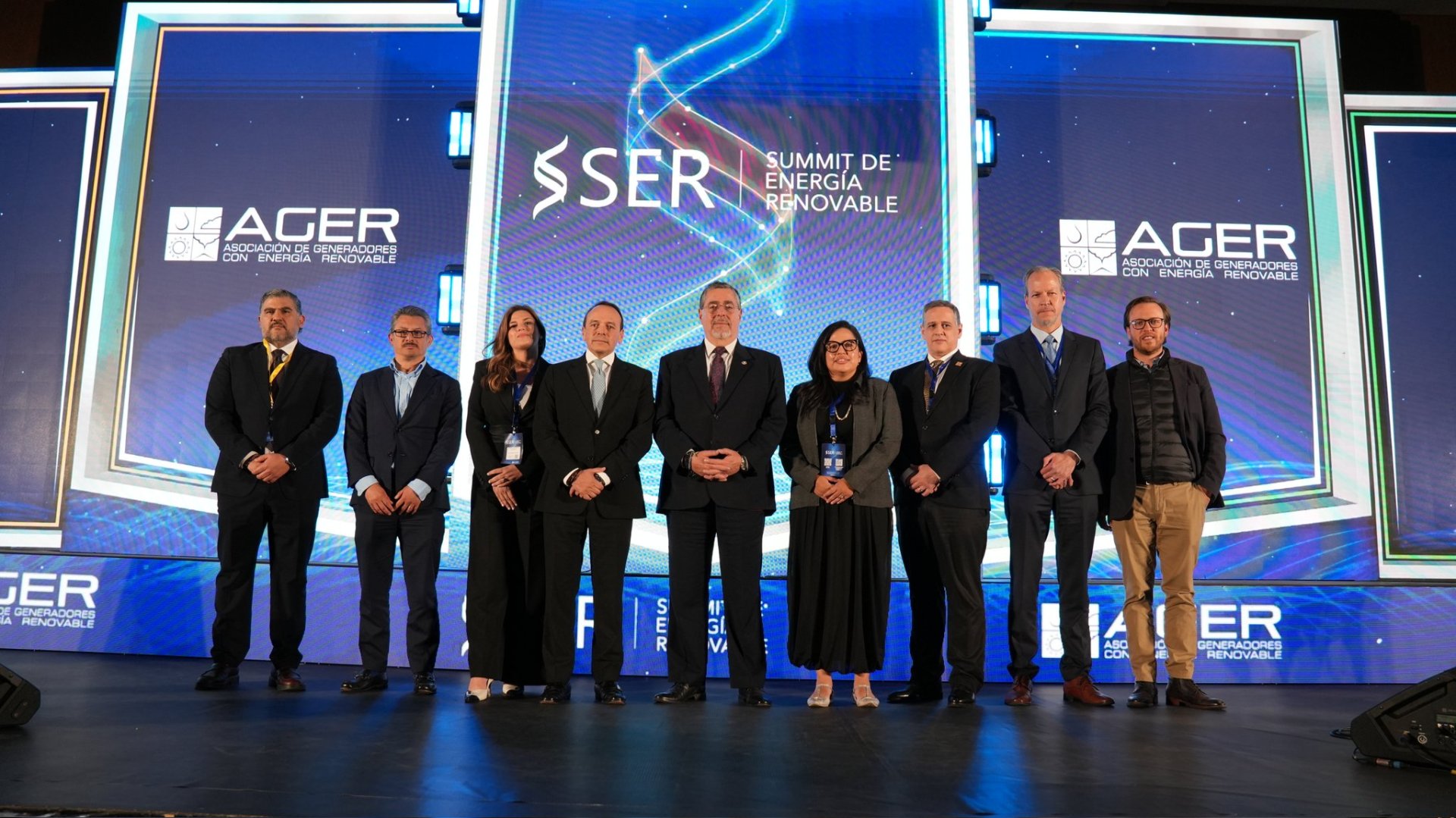 Ager presenta hoja de ruta para transición energética de Guatemala con énfasis en energías renovables al 2040