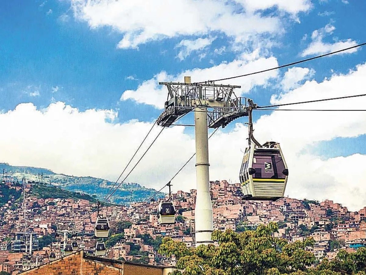 Inician obras del metrocable en colonia Zacamil para mejorar movilidad en San Salvador