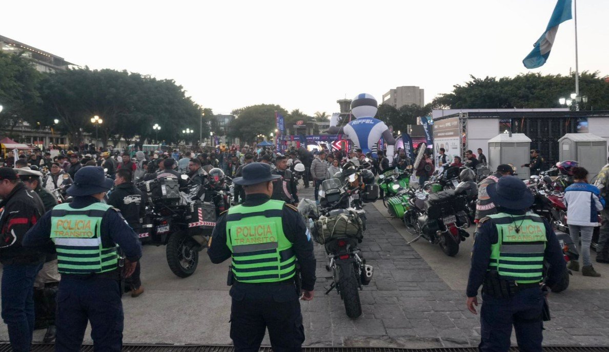 Inicia la 65ª Caravana del Zorro con gran participación y medidas de seguridad vial en Guatemala