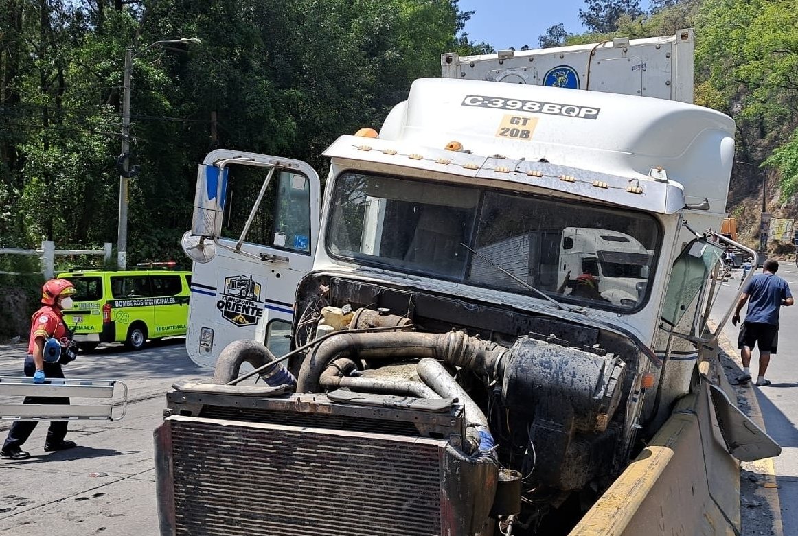 Transporte pesado enfrenta plazo límite para instalar limitador de velocidad en Guatemala