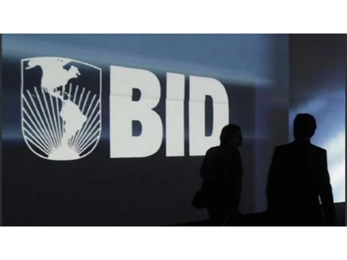 BID anuncia financiamiento de $1,300 millones para El Salvador en 2026 para impulsar desarrollo