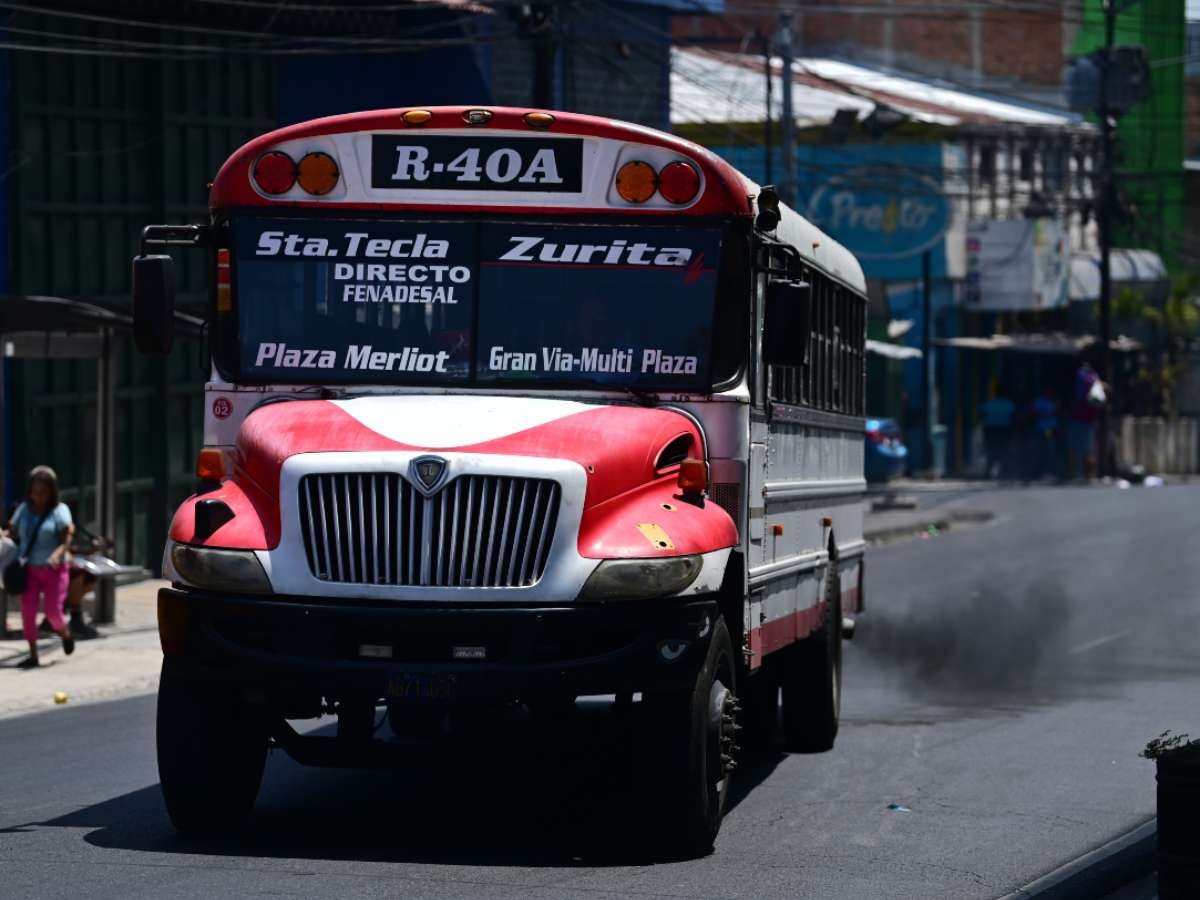 Adjudican $19.2 millones para instalar sistema integral de videovigilancia en transporte colectivo de El Salvador Adjudican $19.2 millones para instalar sistema integral de videovigilancia en transporte colectivo de El Salvador