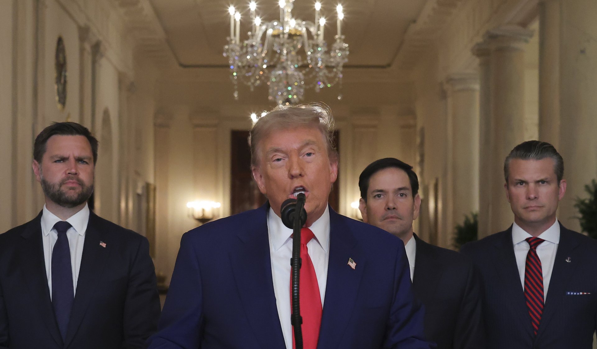 Estados Unidos evalúa opciones militares ante tensión con Irán y despliega fuerzas en el Golfo Pérsico