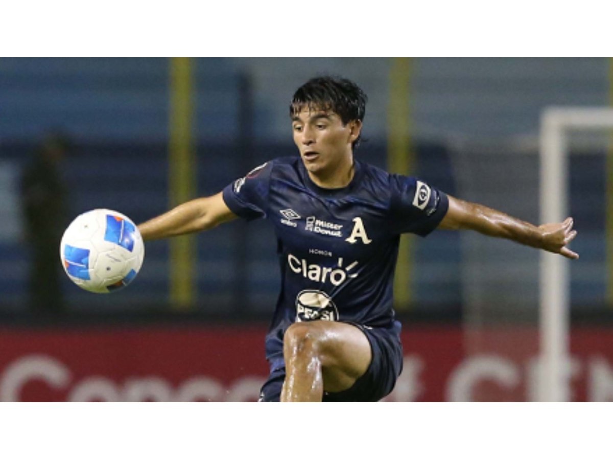 Andrés Hernández inicia nueva etapa en Hartford Athletic tras su salida de Alianza