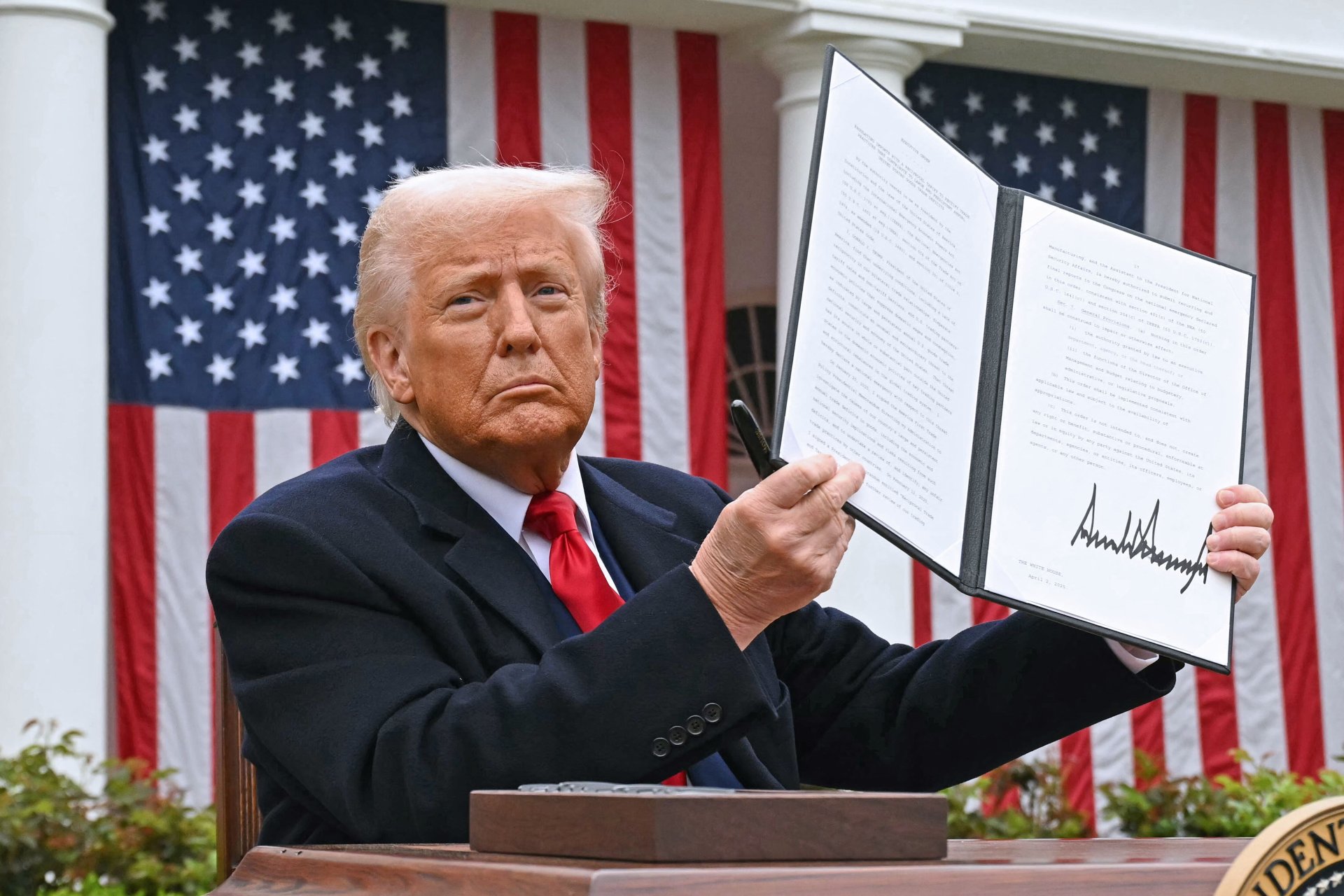 Florida aprueba proyecto para renombrar aeropuerto en honor a Donald Trump