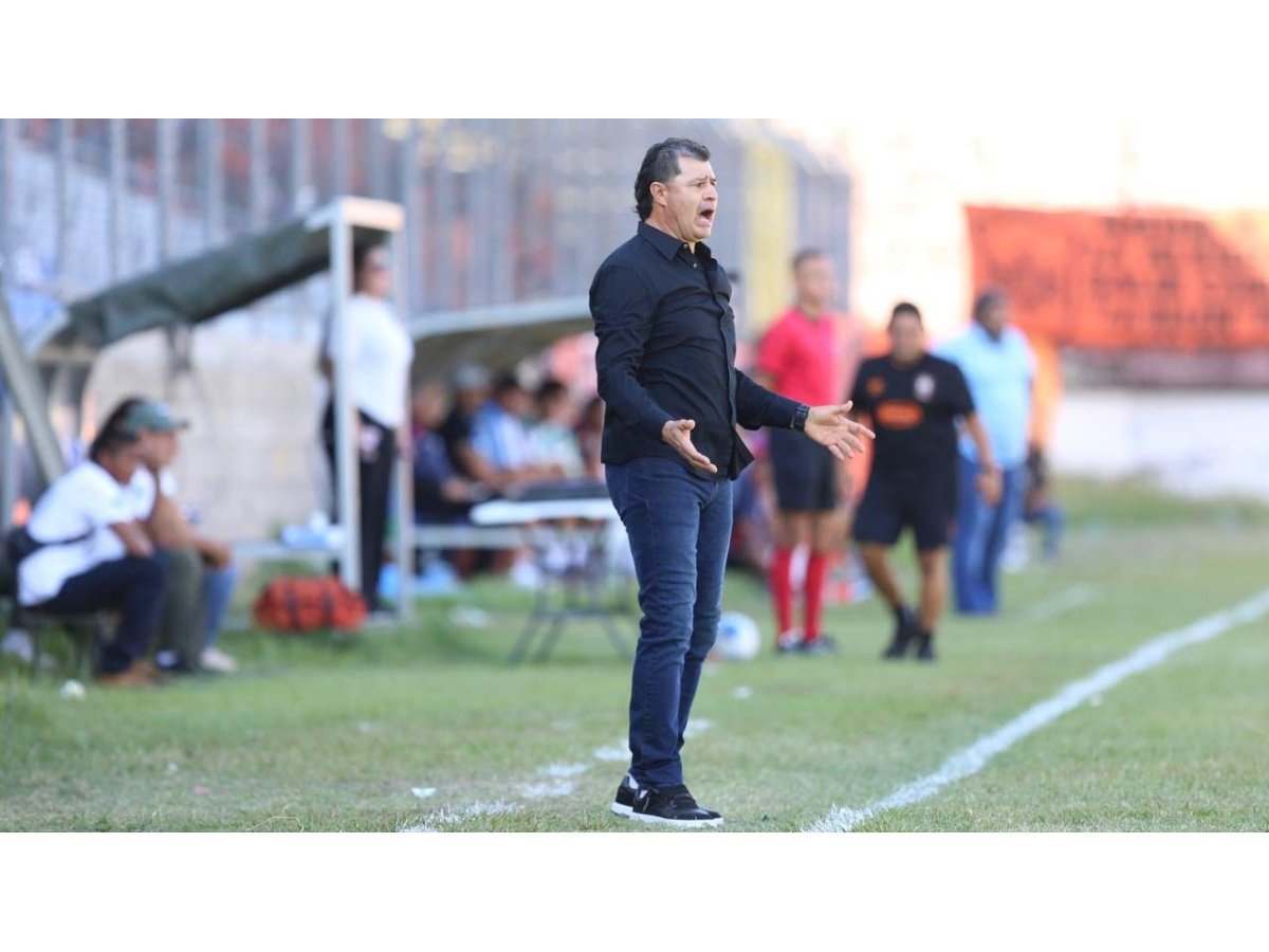 Juan Carlos Chávez destaca la resiliencia de Águila tras victoria ante Inter FA