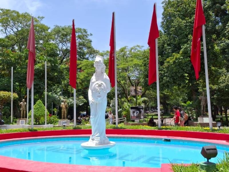 Universidad de El Salvador implementa seguro obligatorio para estudiantes con cobertura nacional e internacional