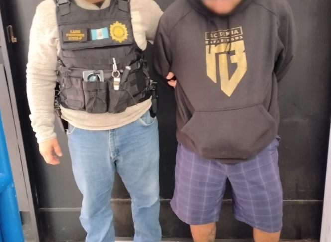 Capturan a presunto traficante que exigió Q140 mil por llevar guatemaltecos a EE.UU. y los abandonó en México