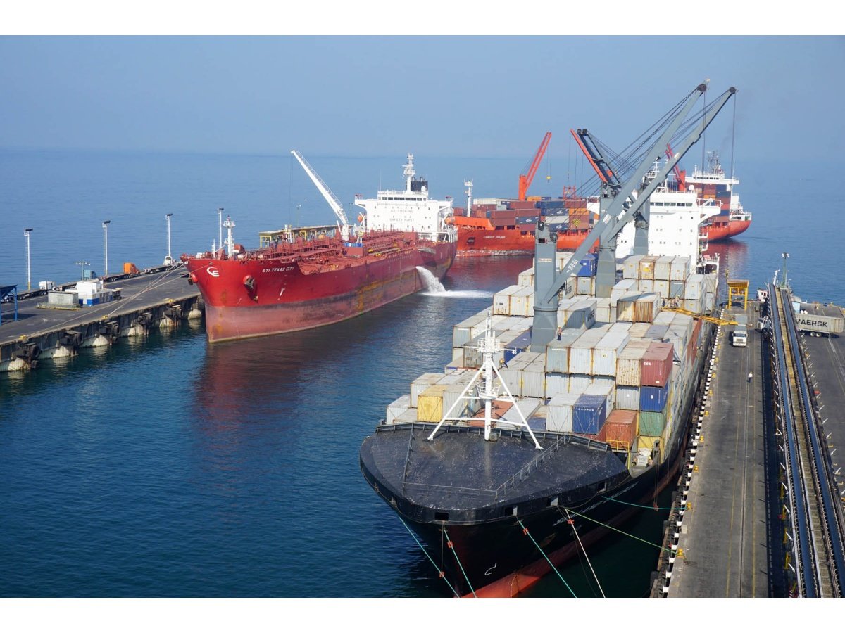 Estados Unidos implementa nuevo arancel del 15% para importaciones bajo nueva legislación