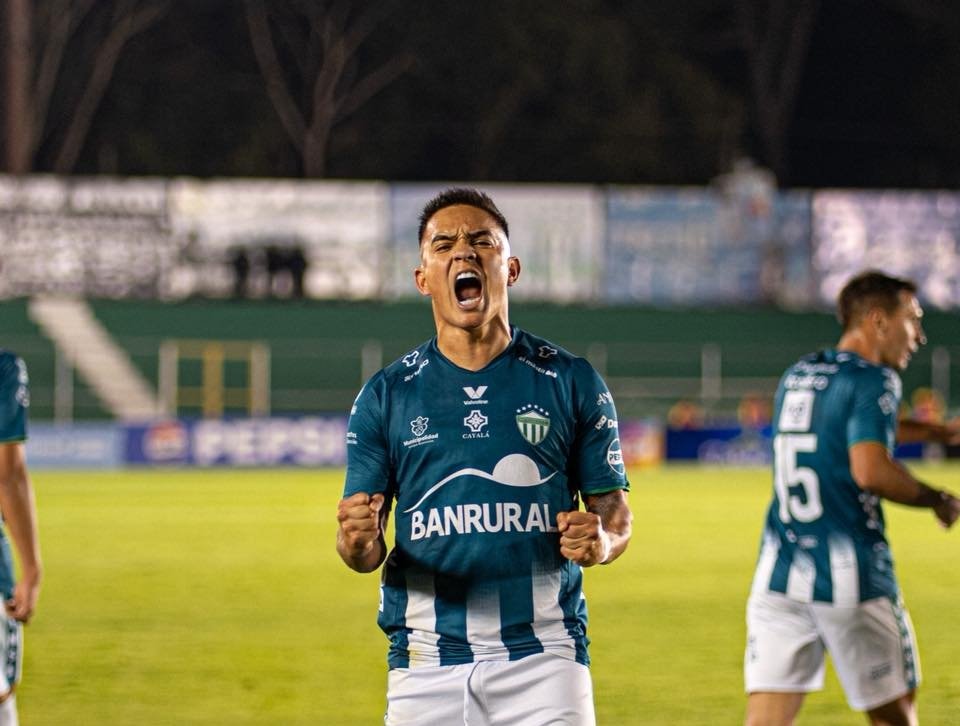 Clausura 2026: Antigua GFC se impone 2-0 a Guastatoya con goles de Santis y Macareño