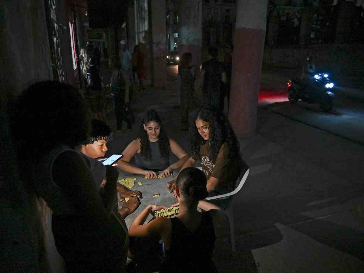 Crisis energética en Cuba genera apagones, limitación del transporte y aumento de precios