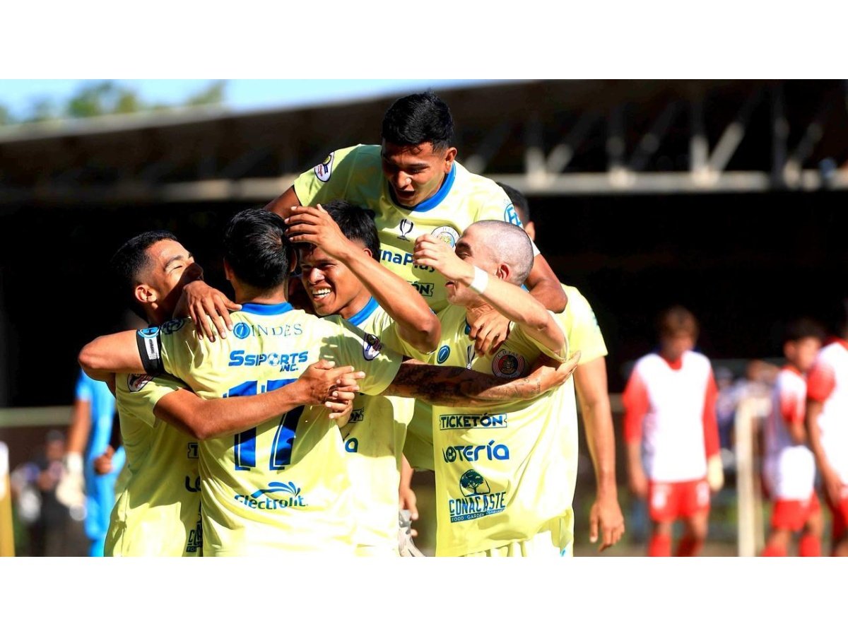 FAS asegura triunfo agónico 3-2 ante AD Izalco y lidera el Grupo E en la Copa Presidente 2026