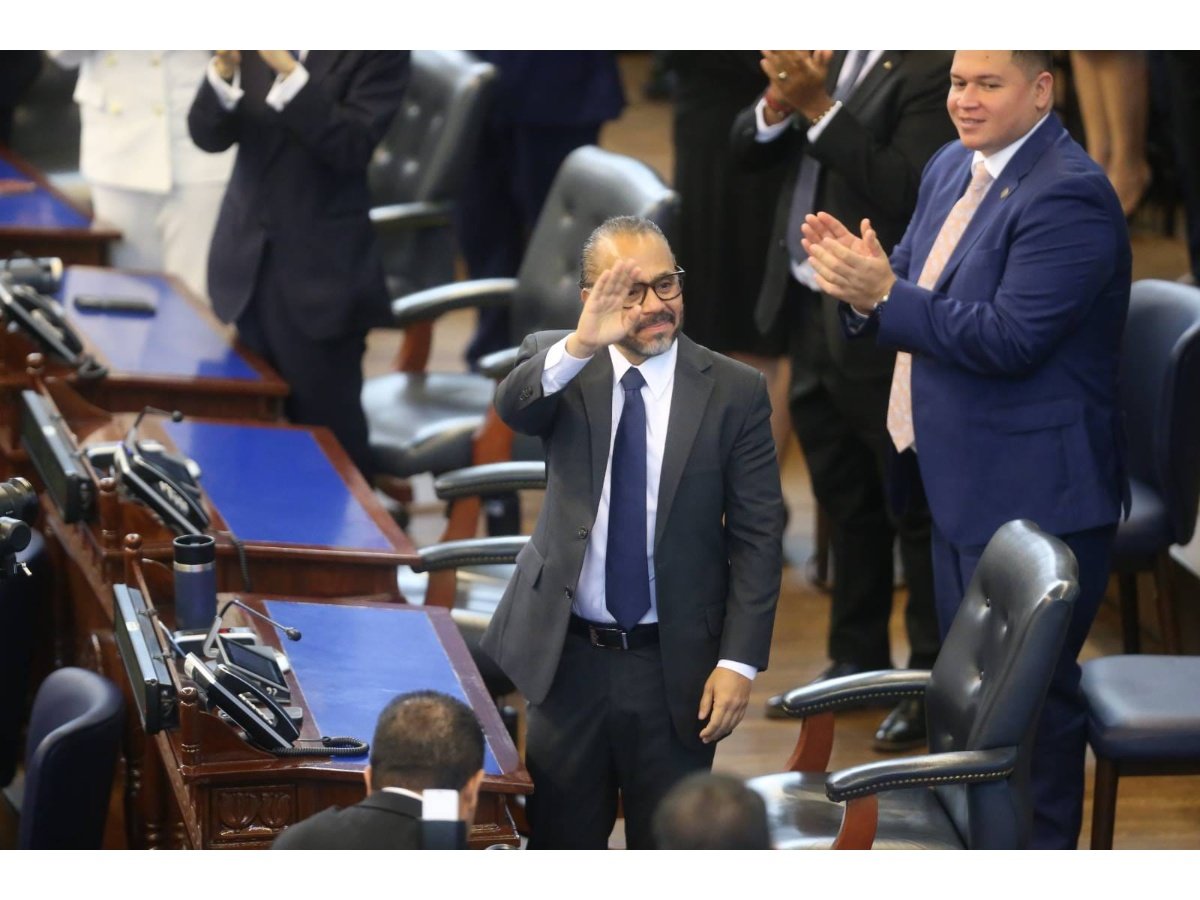 Ernesto Castro confirma que Asamblea aún no recibe propuesta de reforma de pensiones comprometida con el FMI