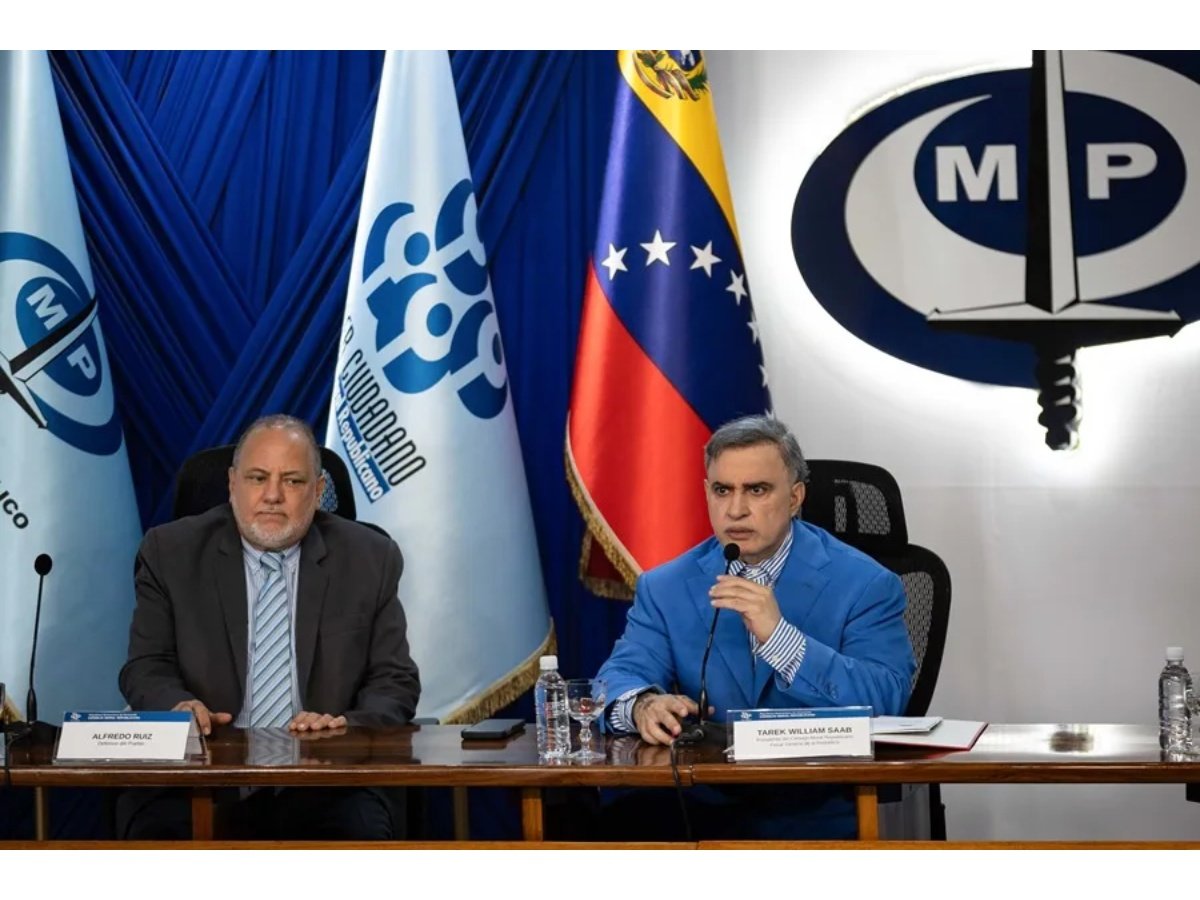 Renuncian el fiscal general y defensor del pueblo en Venezuela en contexto de proceso de amnistía