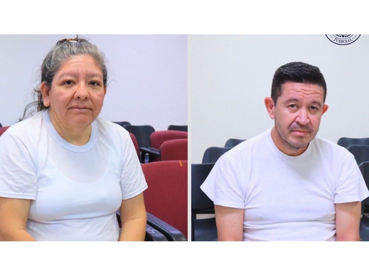 Empleado bancario y su esposa condenados por hurto de más de $73,000 en El Salvador