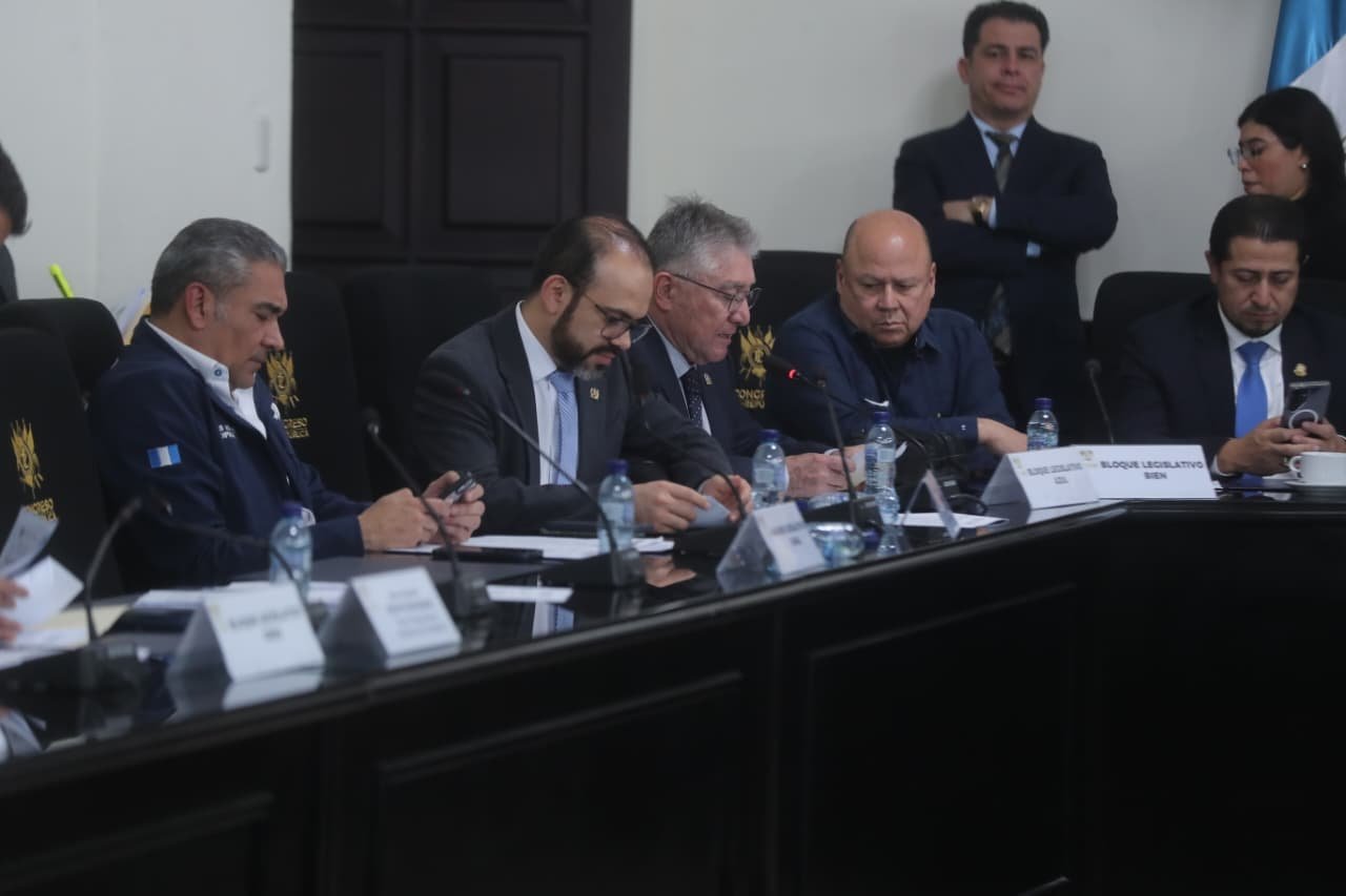 Congreso concluye entrevistas para magistrados de la CC y avanza hacia la elección del 3 de marzo