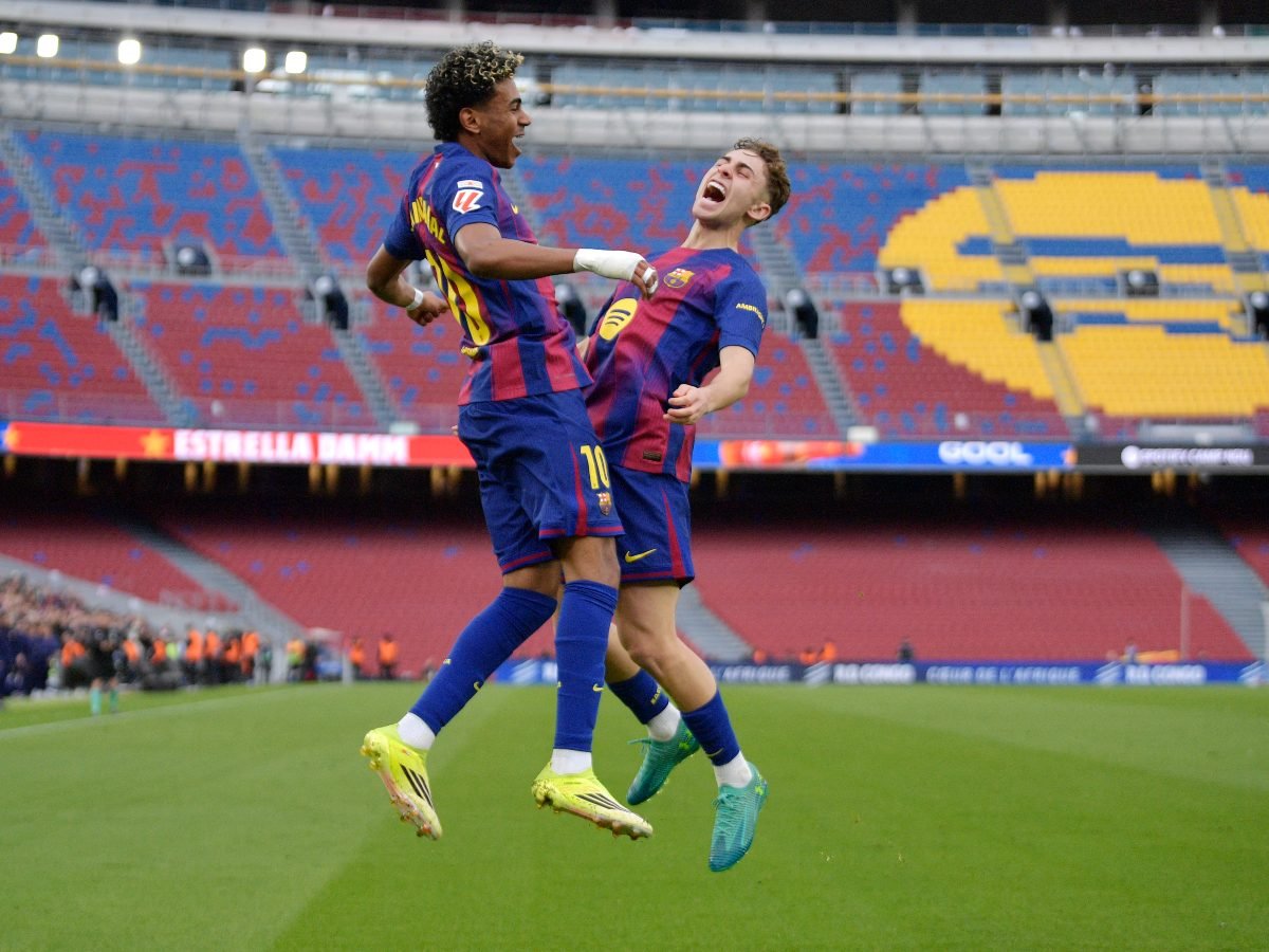Lamine Yamal lidera la goleada del FC Barcelona 4-1 sobre Villarreal en LaLiga Lamine Yamal lidera la goleada del FC Barcelona 4-1 sobre Villarreal en LaLiga