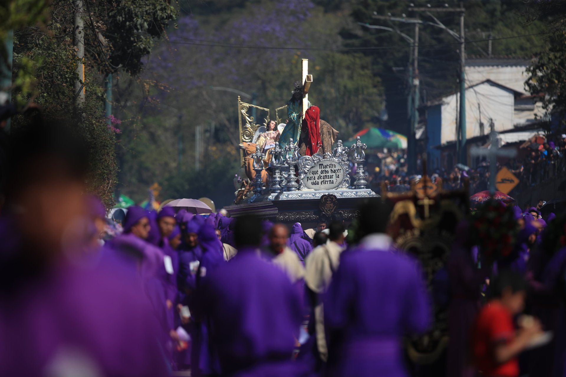 Cierres y desvíos en Antigua Guatemala por procesión de Jesús Nazareno de Santa Inés del Monte Pulciano