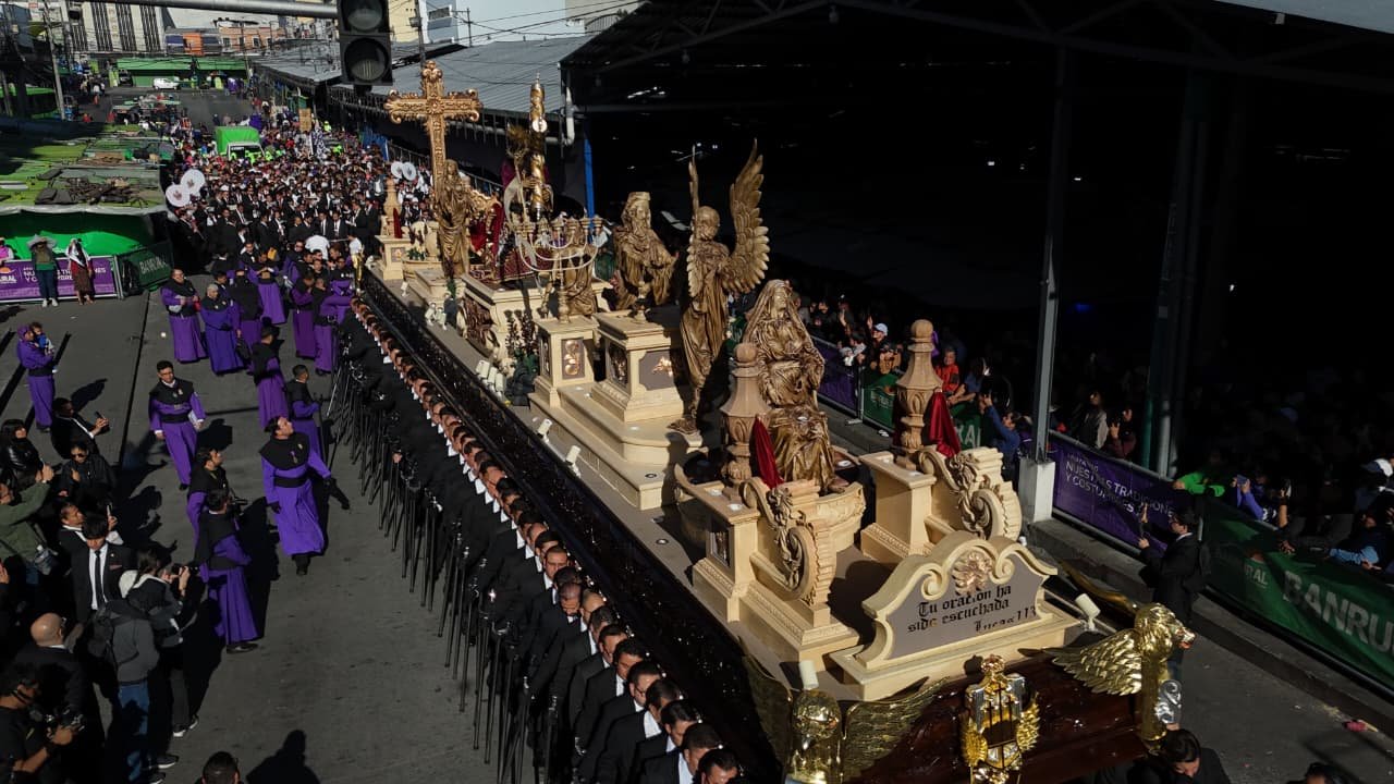 Procesiones del Segundo Domingo de Cuaresma recorren Ciudad de Guatemala y Antigua Guatemala