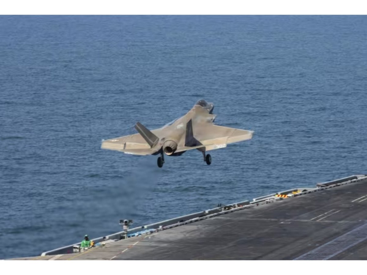 Tres aviones militares de EE.UU. se estrellan en Kuwait por aparente fuego amigo en medio de tensiones regionales Tres aviones militares de EE.UU. se estrellan en Kuwait por aparente fuego amigo en medio de tensiones regionales