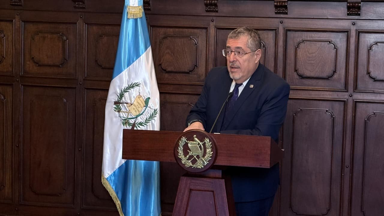 Gobierno inicia revisión de expedientes para elegir magistrados de la CC 2026-2031