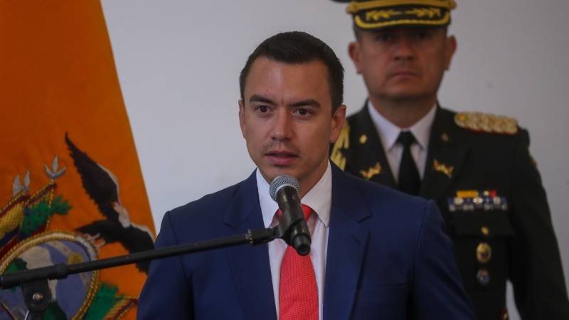 Ecuador implementa toque de queda en cuatro provincias para frenar ola de inseguridad Ecuador implementa toque de queda en cuatro provincias para frenar ola de inseguridad