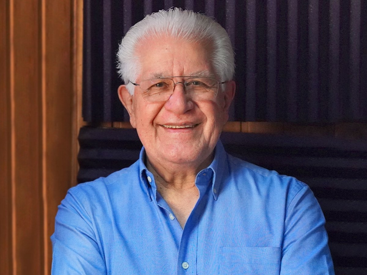 Don Willie Maldonado reaparece tras casi dos años y celebra centenario de Radio El Salvador