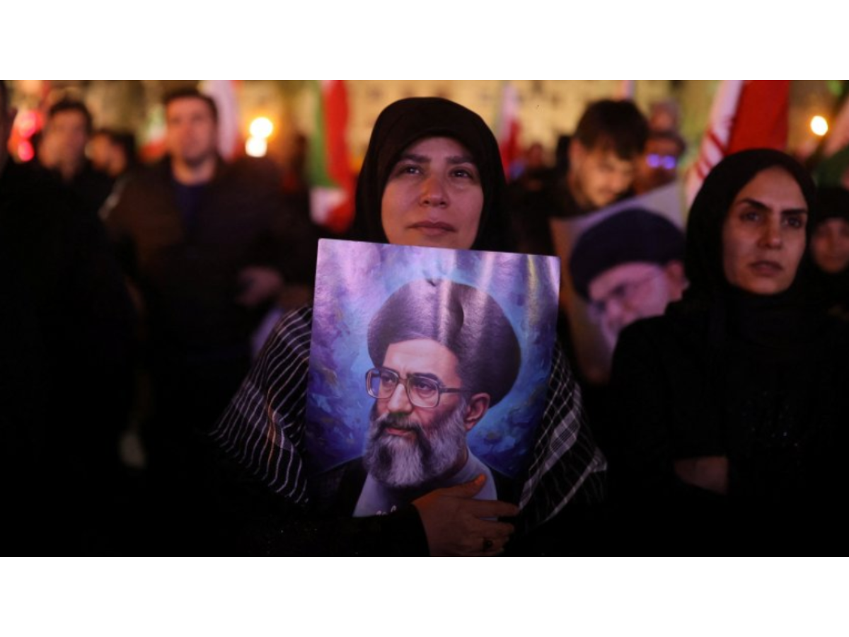 Irán tras la muerte de Alí Jamenei: poder, sucesión e incertidumbre regional Irán tras la muerte de Alí Jamenei: poder, sucesión e incertidumbre regional