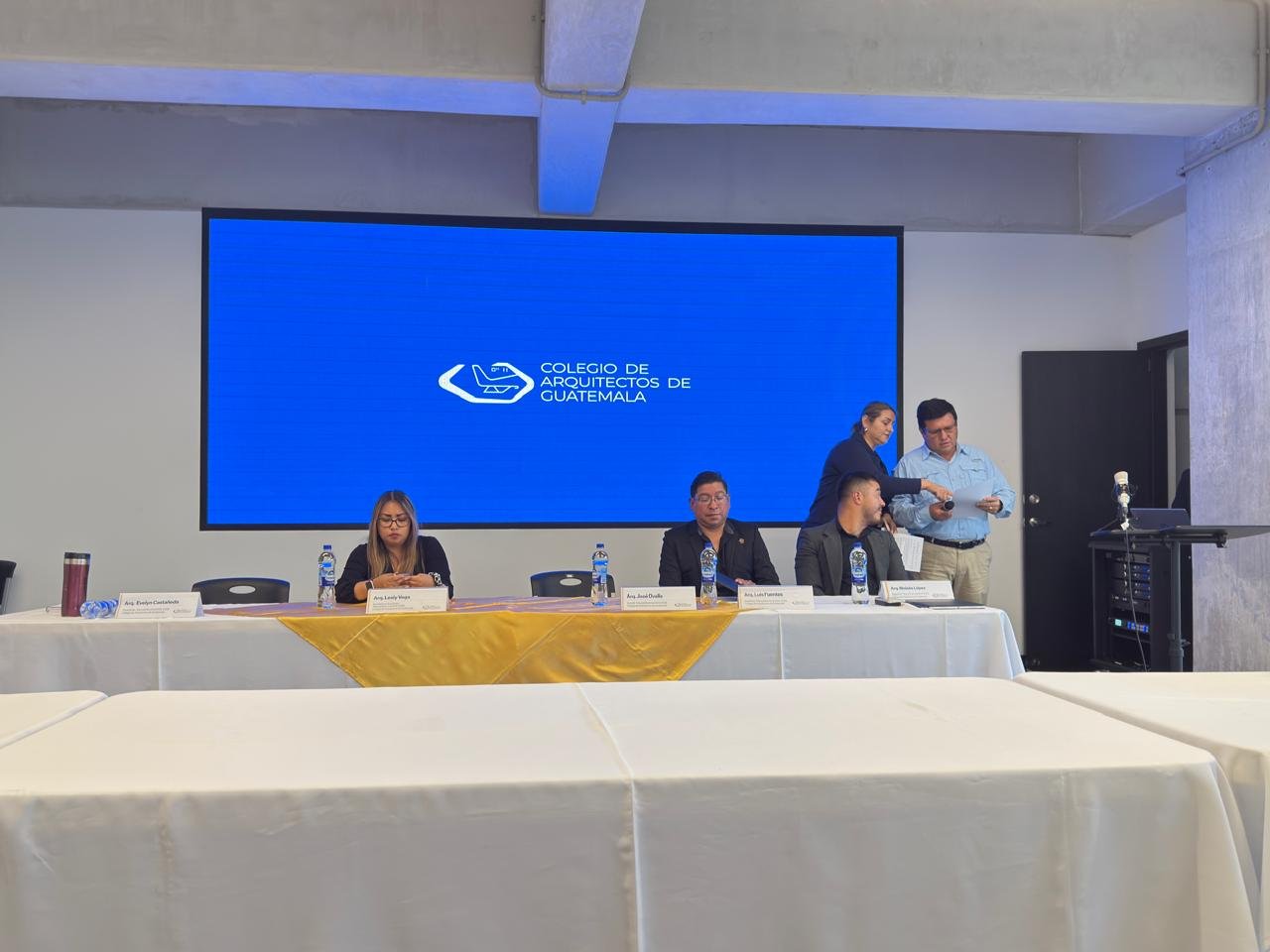 Elección en Colegio de Arquitectos de la Usac enfrenta denuncias por exclusión de planilla opositora