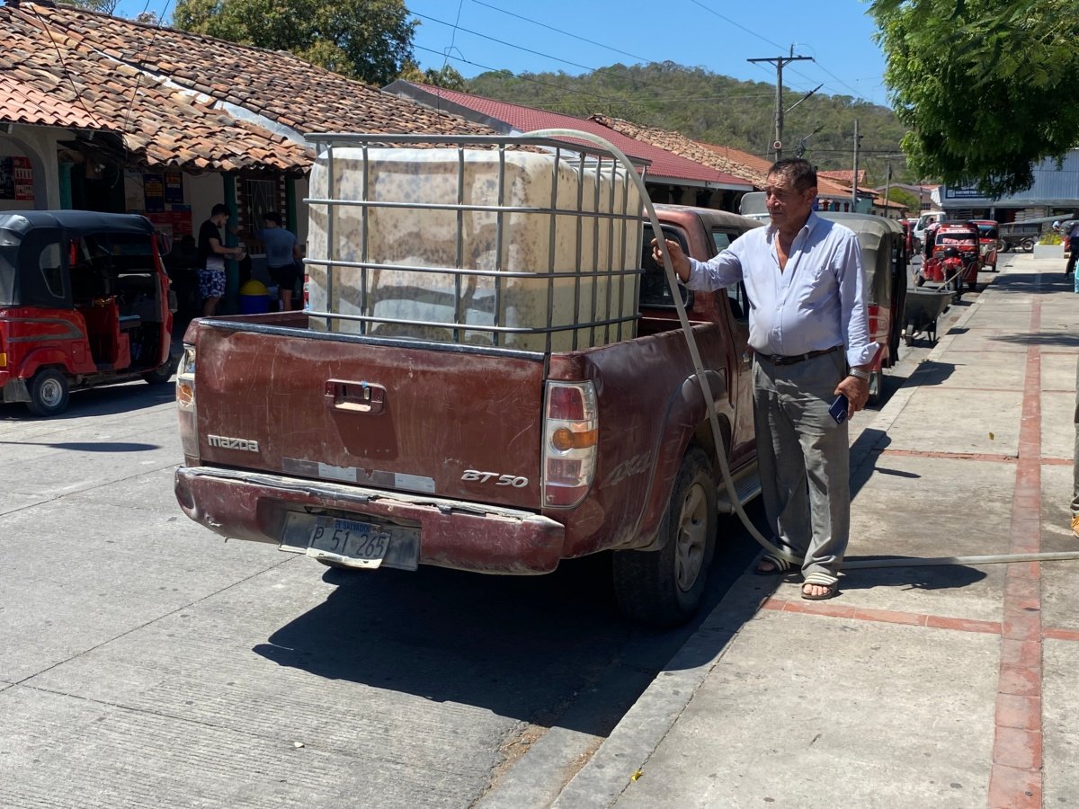Habitantes de Concepción de Oriente denuncian irregularidad en suministro de agua potable Habitantes de Concepción de Oriente denuncian irregularidad en suministro de agua potable