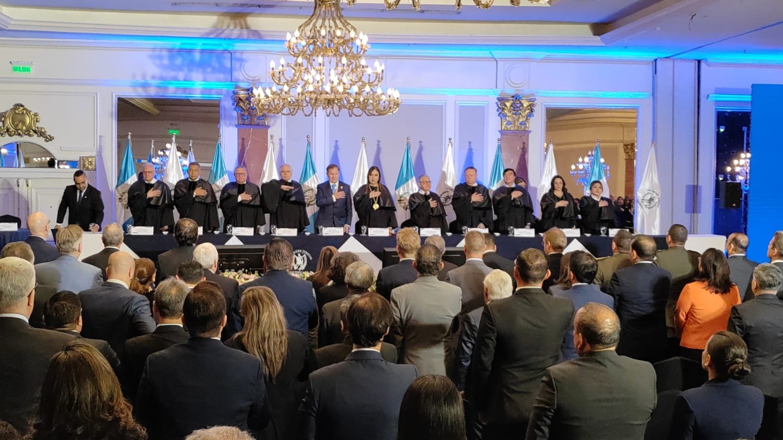 Claudia Paredes formaliza su toma de posesión como presidenta de la CSJ en acto atípico en Zona 10