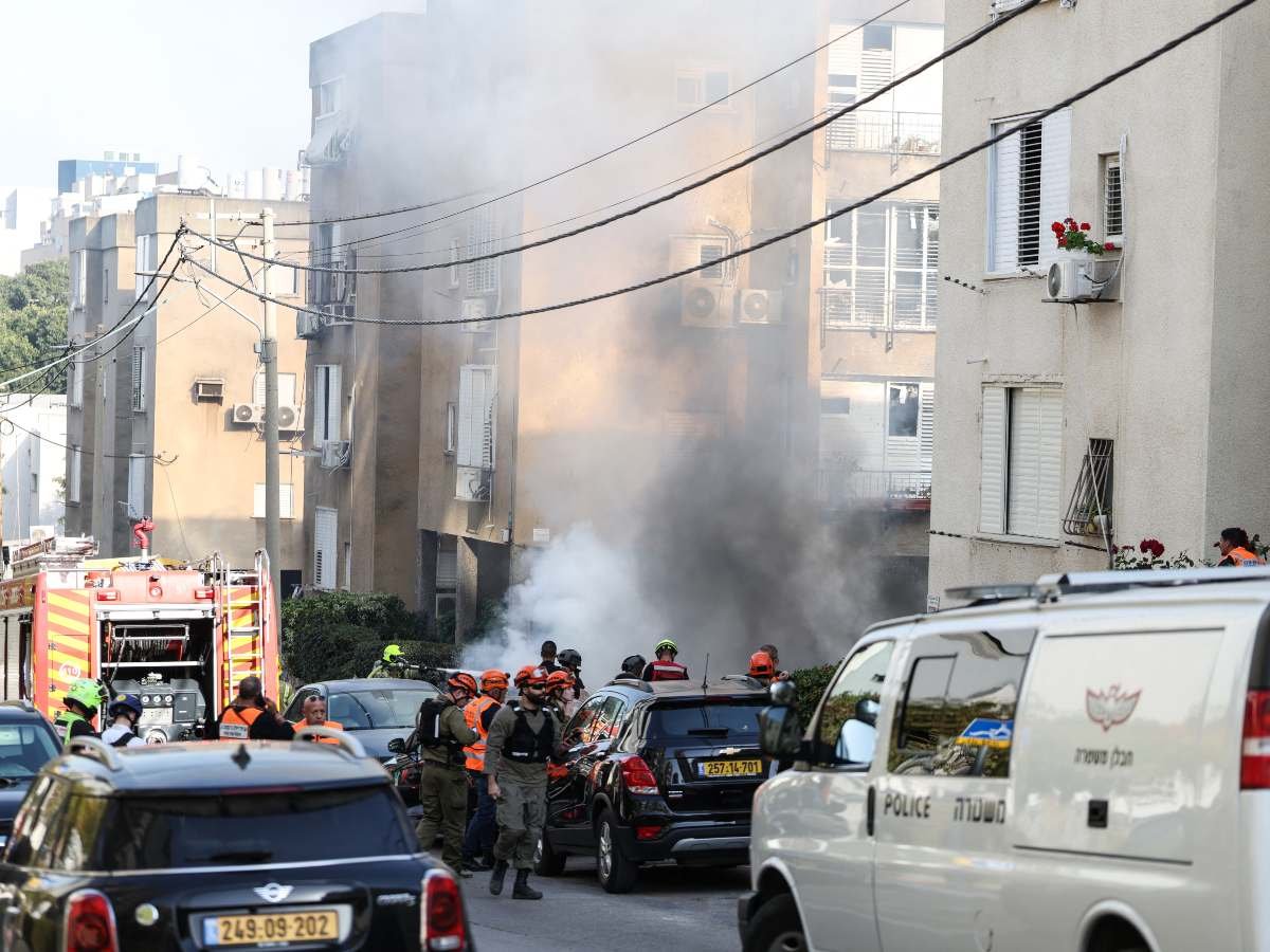 Escalada bélica en Oriente Medio: Irán ataca embajada de EE. UU. e Israel avanza en Líbano