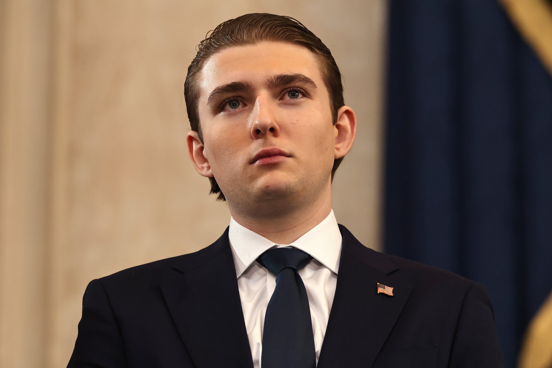 Análisis: La viralización de la petición para que Barron Trump combata en Irán en medio de la crisis diplomática
