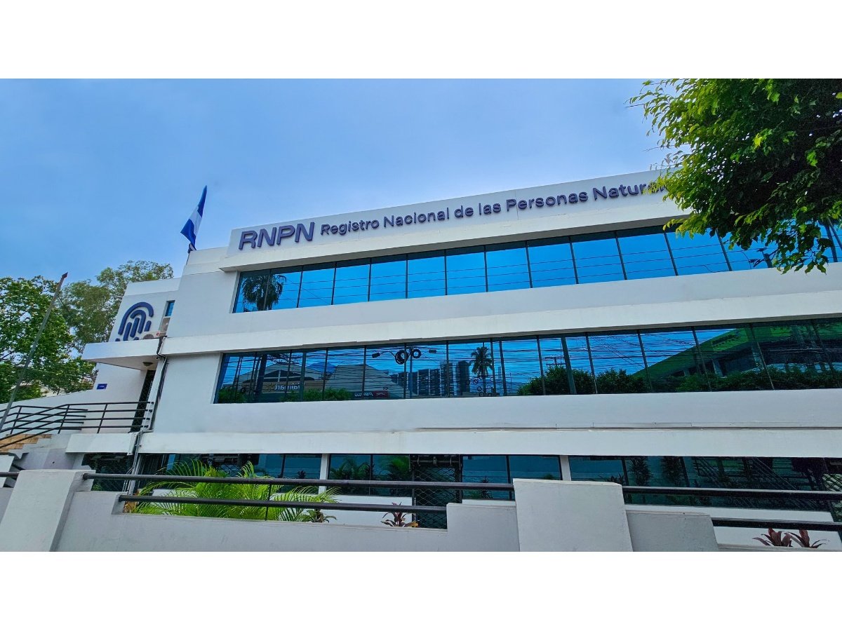 El Salvador elimina partida de nacimiento como requisito para DUI por primera vez El Salvador elimina partida de nacimiento como requisito para DUI por primera vez