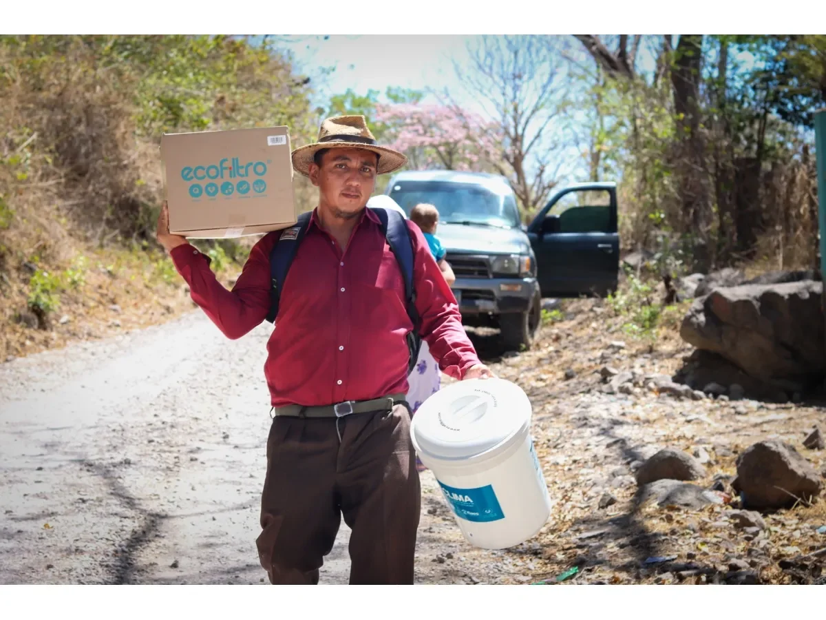 FAO y Gobernación de San Miguel entregan 71 filtros de agua para mejorar calidad de vida en Lolotique
