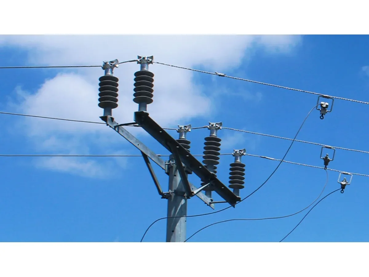 Condenan a cuatro años de prisión a hombre que hurtó más de $84,000 a distribuidora eléctrica en El Salvador Condenan a cuatro años de prisión a hombre que hurtó más de $84,000 a distribuidora eléctrica en El Salvador