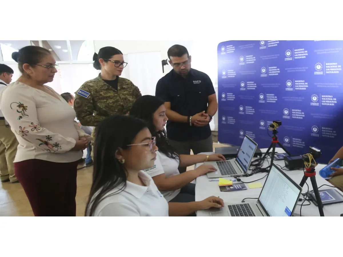 RNPN elimina requisito de partida de nacimiento para jóvenes que tramiten DUI por primera vez