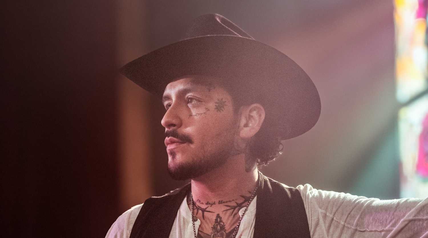 Christian Nodal lanza “Incompatibles” y provoca especulaciones sobre su pasado amoroso