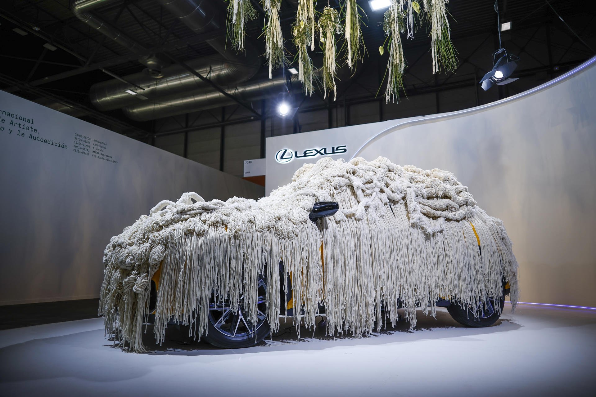 Lexus presenta un vehículo trenzado para estimular los cinco sentidos en ARCO Madrid 2026
