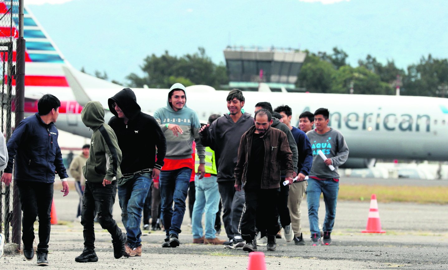 Alimentos y atención integral para migrantes guatemaltecos retornados en centros de recepción