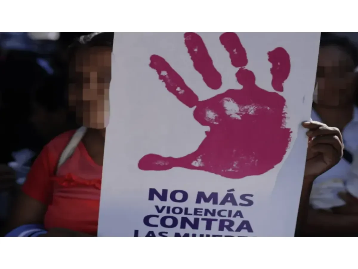 Solo el 21 % de casos de violencia de género en El Salvador culminan en condena en últimos cinco años