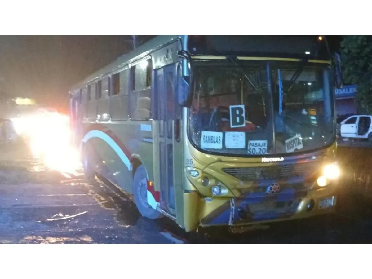 Hombre fallece tras ser atropellado por bus de la ruta 55B en carretera Panamericana, Santa Ana