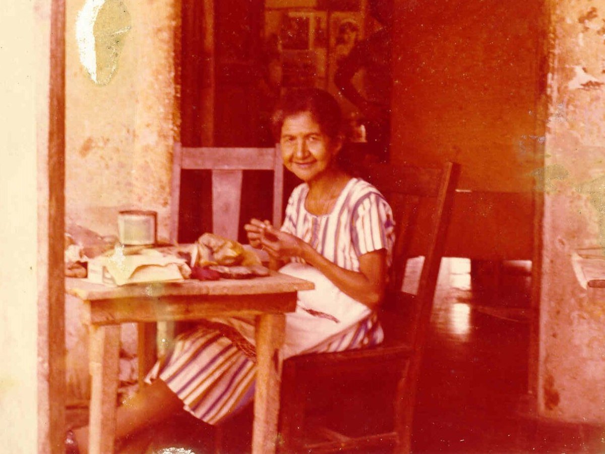 Dominga Herrera: Pionera del Miniaturismo en Ilobasco y su Legado Cultural