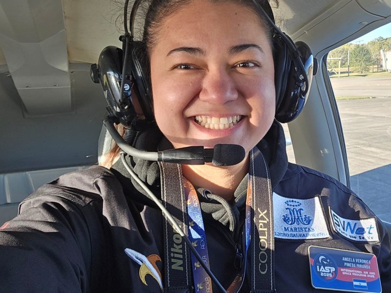 Ángela Pineda: Innovación salvadoreña que impulsa misiones espaciales en Marte desde la NASA