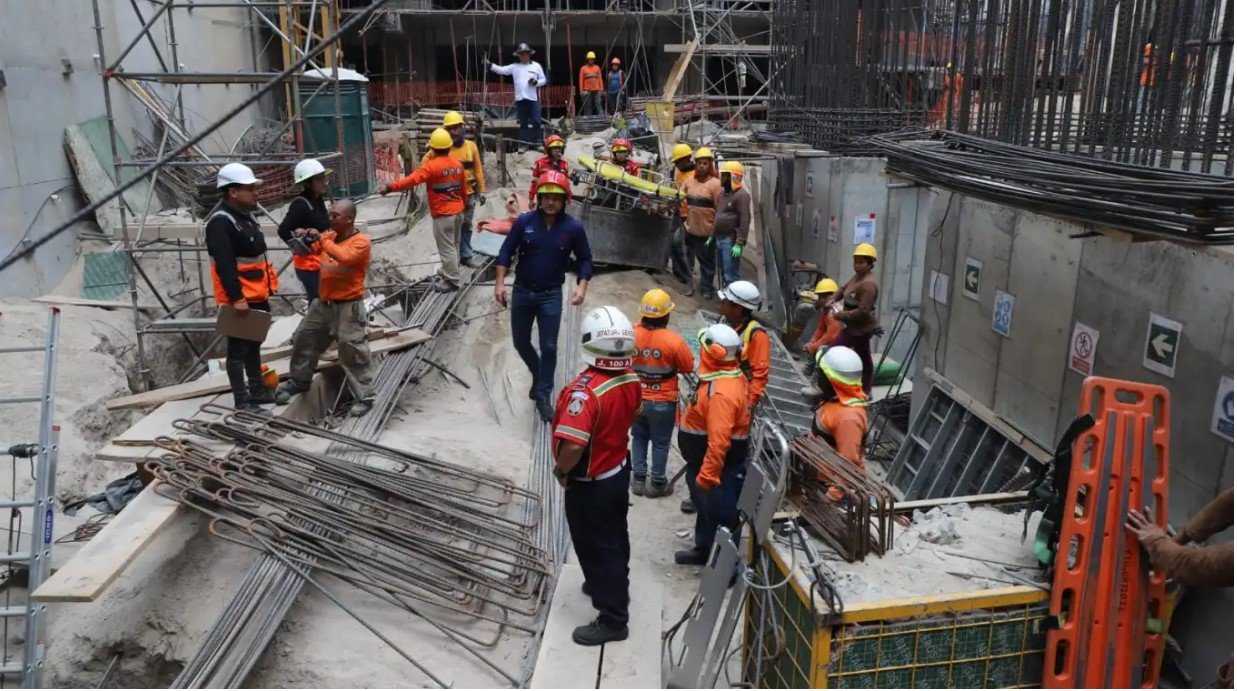 Suspenden licencia de construcción en zona 14 tras accidente que dejó tres trabajadores fallecidos